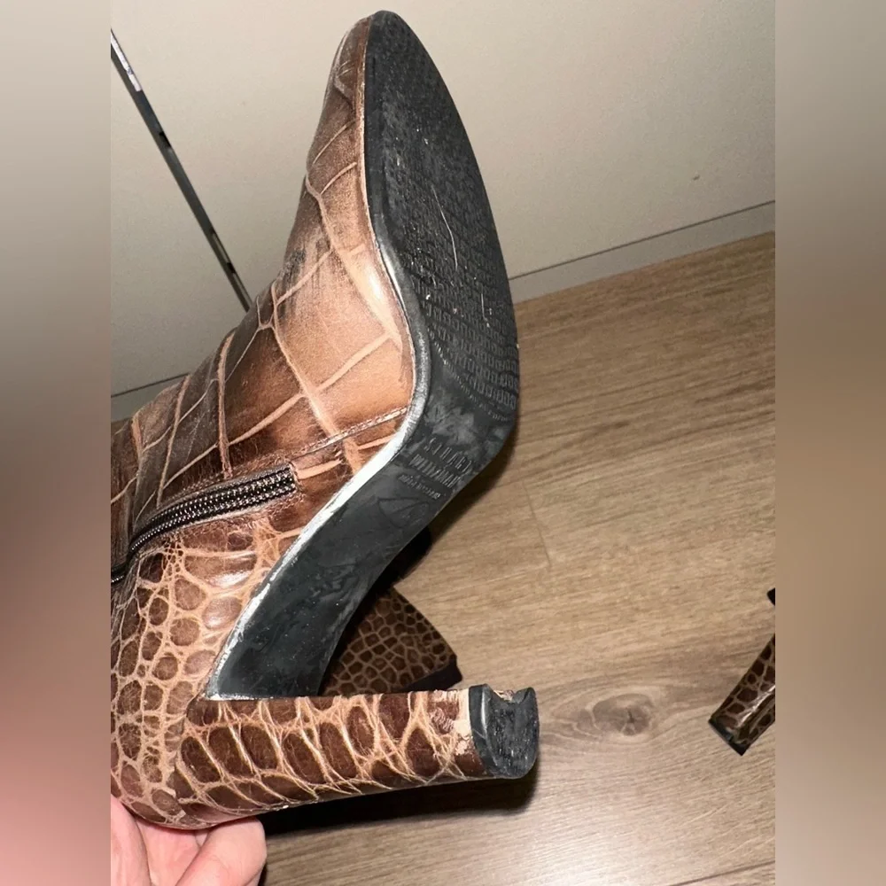 Stuart Weitzman Vigo Over the Knee Crocodile Embossed Leather Heel Boots Size 6M